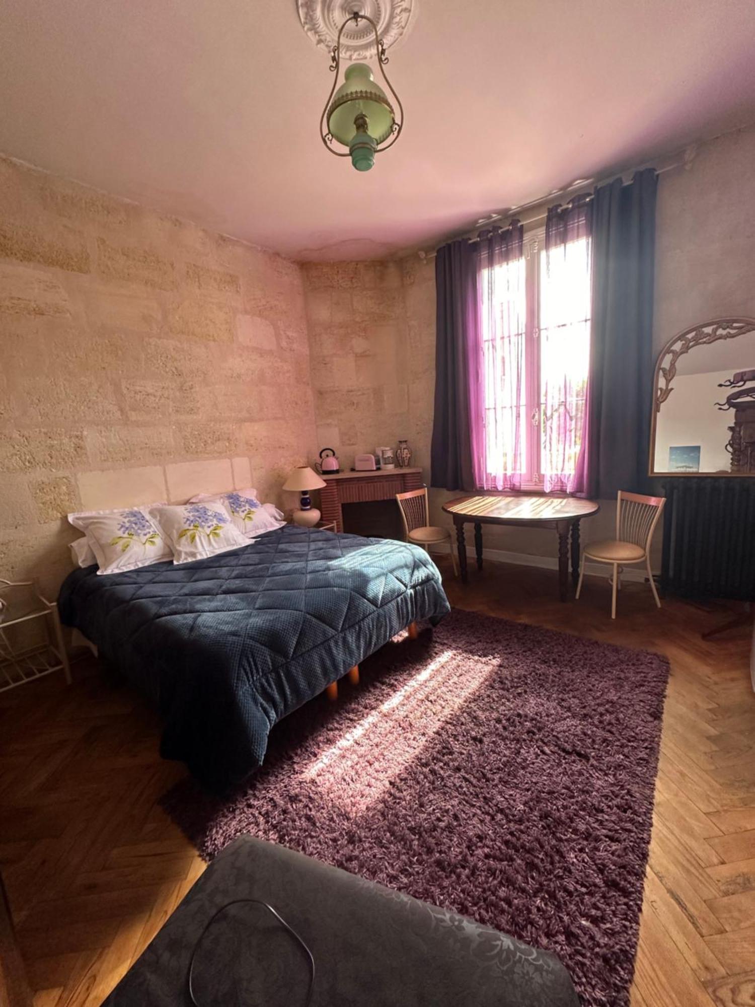 Violette Lägenhet Bordeaux Exteriör bild